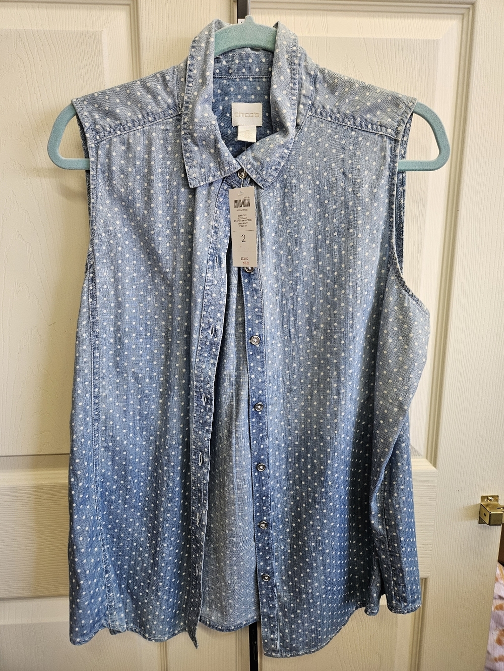 Chico's Blue Denim Polka Dot Sleeveless Button-Down Shirt